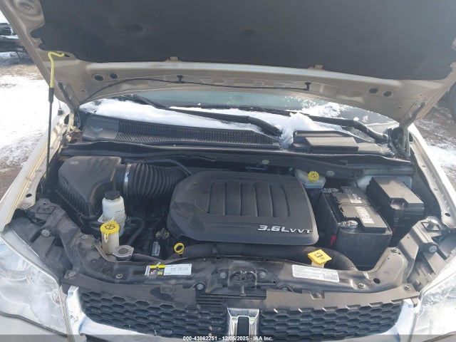 2C4RDGCG1ER154646 Dodge Grand Caravan Sxt