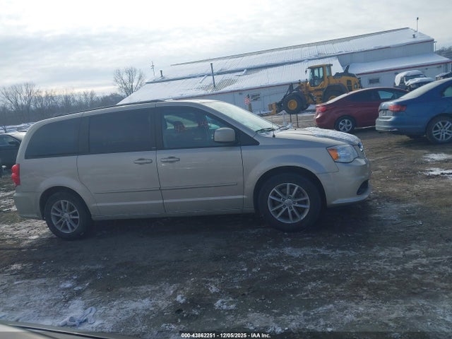 2C4RDGCG1ER154646 Dodge Grand Caravan Sxt