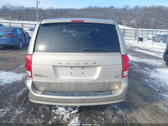 2C4RDGCG1ER154646 Dodge Grand Caravan Sxt