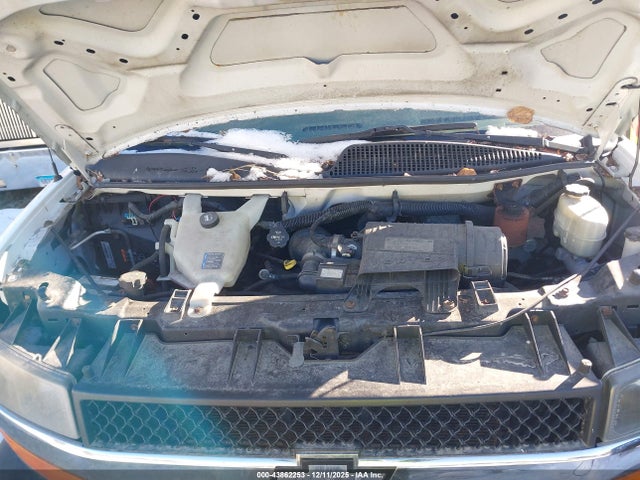 1GB3G2CG1F1122368 Chevrolet Express Cutaway 3500