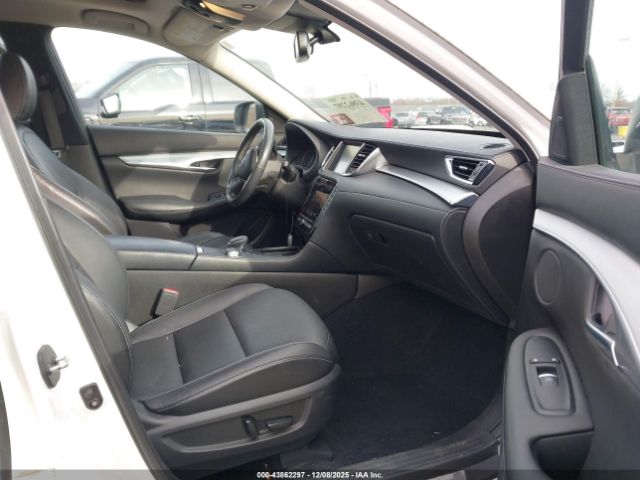 2019 INFINITI QX50 3PCAJ5M35KF125910 Photo 4