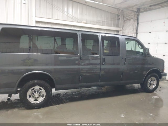 1GAZGPFF7G1313938 Chevrolet Express 3500 Lt
