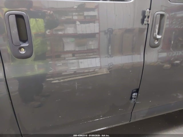 1GAZGPFF7G1313938 Chevrolet Express 3500 Lt