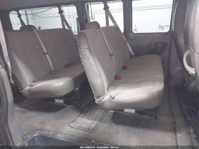 1GAZGPFF7G1313938 Chevrolet Express 3500 Lt