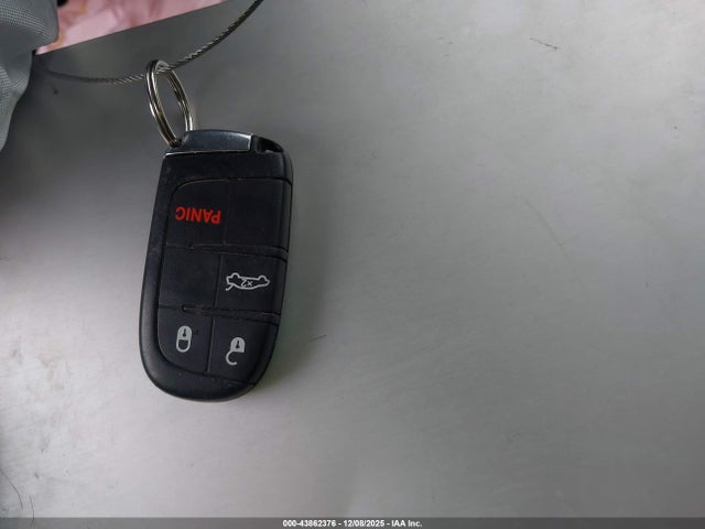 Chrysler 200 Limited 2015 1C3CCCAB1FN688449 Image 11