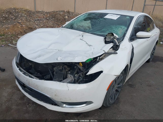 Chrysler 200 Limited 2015 1C3CCCAB1FN688449 Image 6