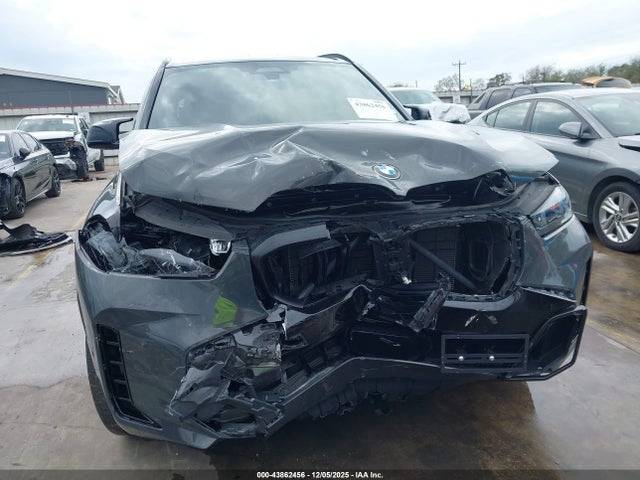 2025 BMW X5 5UX33EU02S9W56757 Photo 5