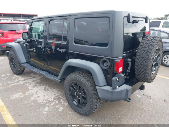 2018 JEEP WRANGLER JK UNLIMITED 1C4BJWDG2JL931941 Photo 2