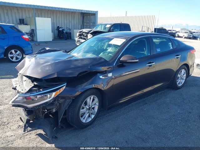 2018 KIA OPTIMA KNAGT4L36J5236978 Photo 1