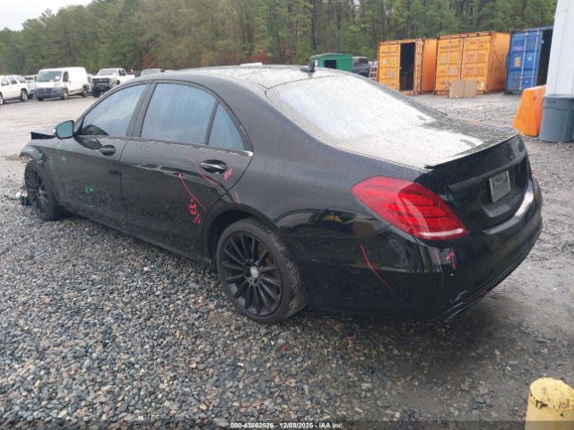 2015 MERCEDES-BENZ S 550 WDDUG8CB6FA135761 Photo 2
