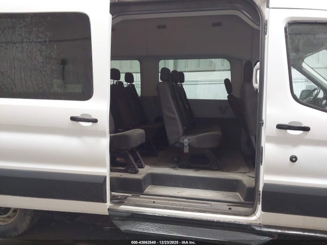 1FBAX2XG2HKB28047 Ford Transit-350 Xl