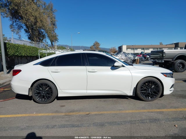 1HGCV1F32KA157257 Honda Accord Sport
