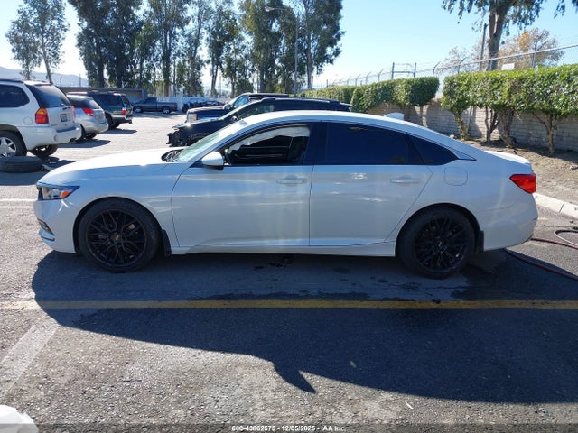 1HGCV1F32KA157257 Honda Accord Sport
