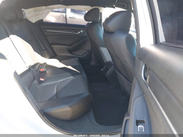 1HGCV1F32KA157257 Honda Accord Sport
