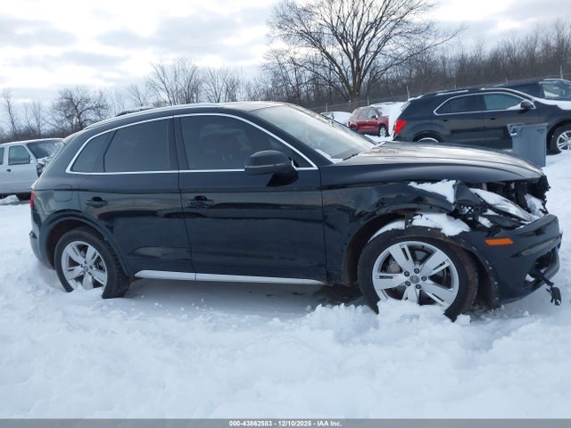 WA1ANAFY9K2138114 Audi Q5 45 Premium