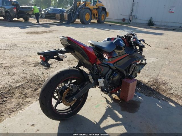 2021 KAWASAKI EX650 ML5EXEM13MDA28212 Photo 3