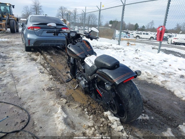 2016 HARLEY-DAVIDSON FXSE 1HD1TG925GB962591 Photo 2