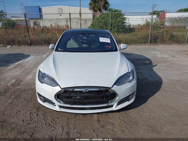 2015 TESLA MODEL S 5YJSA1E1XFF106771 Photo 5