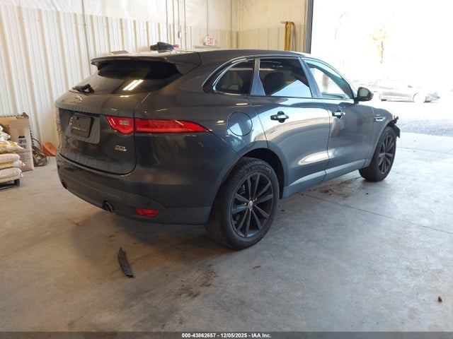 2020 JAGUAR F-PACE SADCK2GX6LA620425 Photo 3