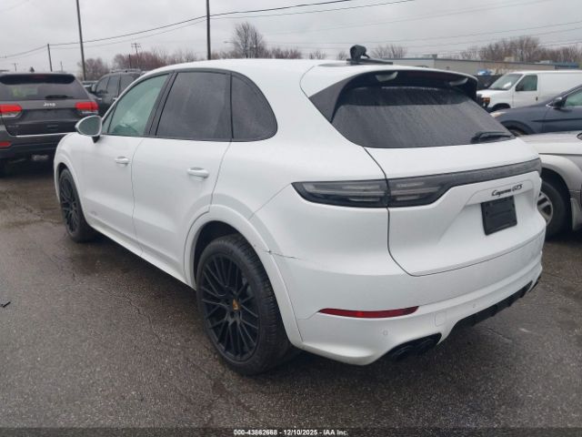 2021 PORSCHE CAYENNE WP1AG2AY9MDA34306 Photo 2