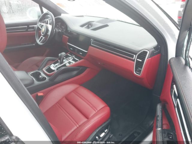2021 PORSCHE CAYENNE WP1AG2AY9MDA34306 Photo 4