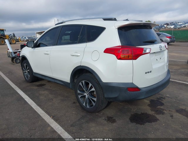Toyota Rav4 Limited 2015 JTMYFREV7FD069537 Image 3