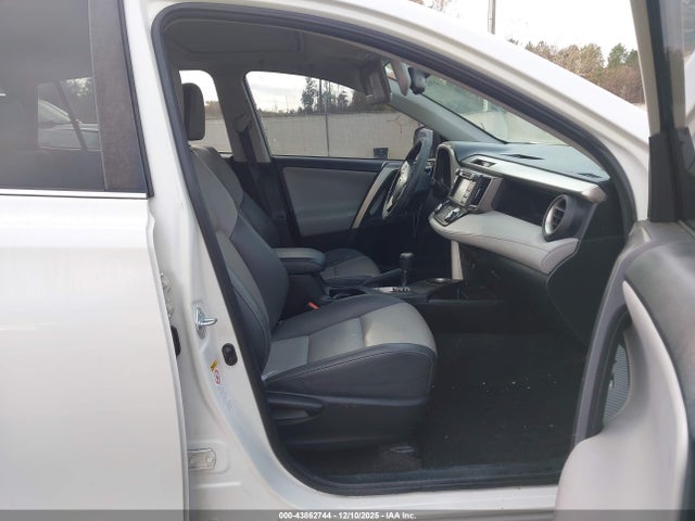 Toyota Rav4 Limited 2015 JTMYFREV7FD069537 Image 5