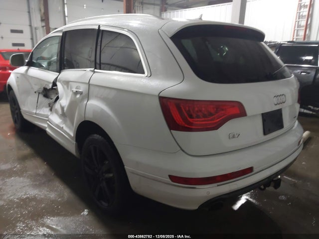 2015 AUDI Q7 WA1LGAFE8FD026066 Photo 2