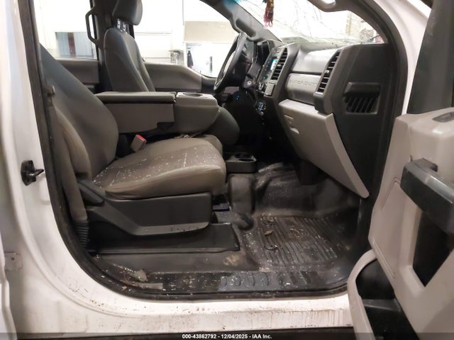 Ford F-350 Xl 2018 1FT8W3B67JEB00136 Image 5