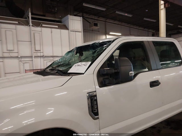Ford F-350 Xl 2018 1FT8W3B67JEB00136 Image 6