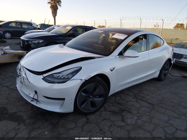 2019 TESLA MODEL 3 5YJ3E1EA5KF412313 Photo 1