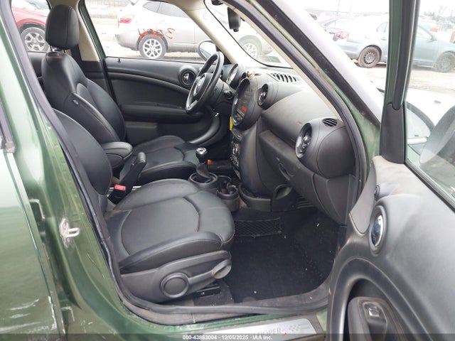 2015 MINI COUNTRYMAN WMWZC5C58FWT38154 Photo 4