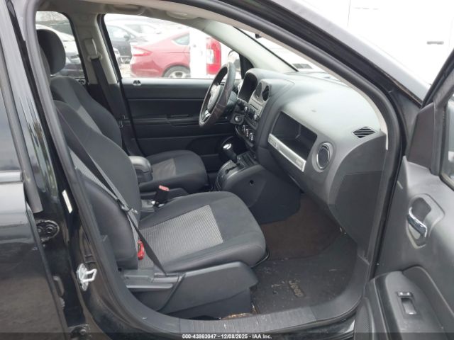 2015 JEEP COMPASS 1C4NJDBB8FD303845 Photo 4