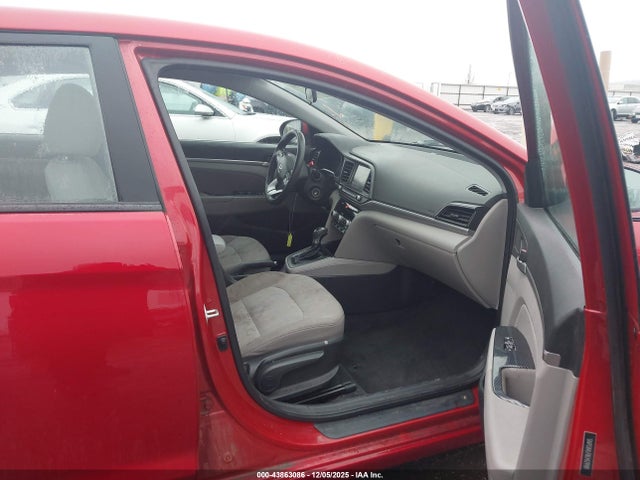5NPD84LF8LH529981 Hyundai ELANTRA SEL