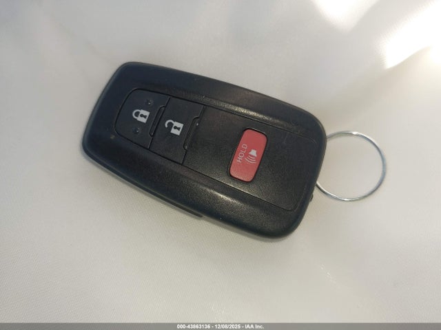 JTNKHMBX5J1009089 Toyota C-hr Xle Premium