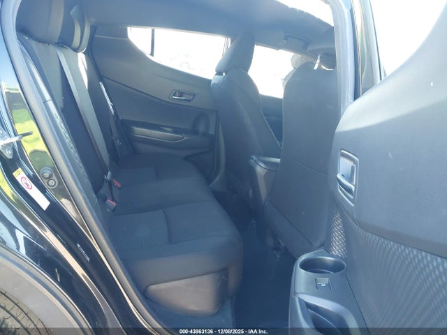 JTNKHMBX5J1009089 Toyota C-hr Xle Premium