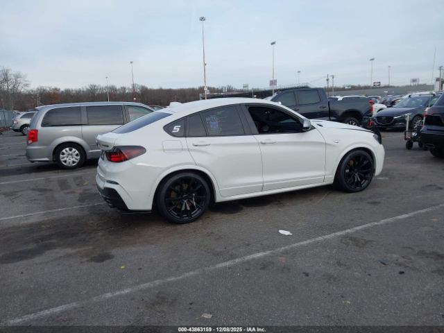 2017 BMW X4 5UXXW7C35H0W63683 Photo 3