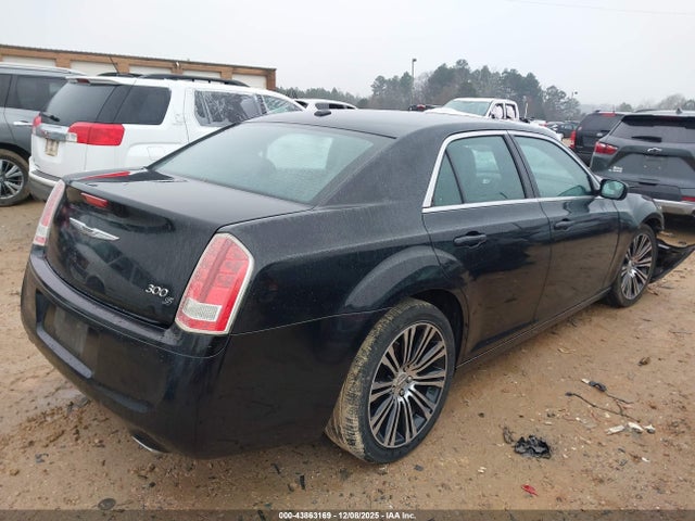2014 CHRYSLER 300 2C3CCABG7EH135911 Photo 3