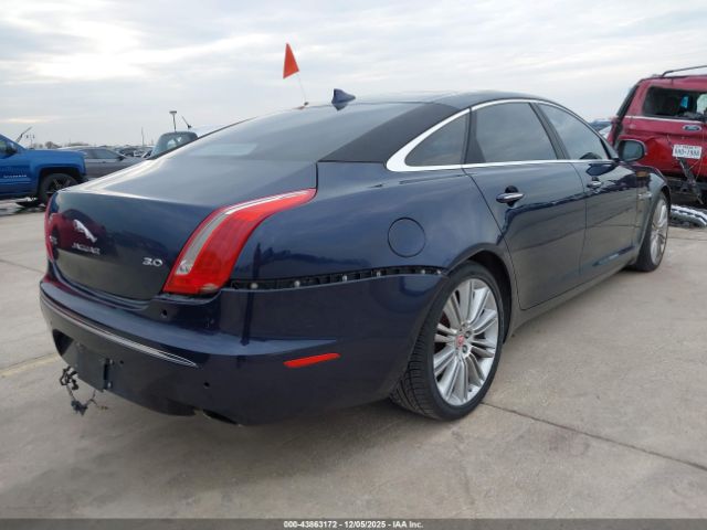 2015 JAGUAR XJ SAJWA2GZ6F8V90773 Photo 3