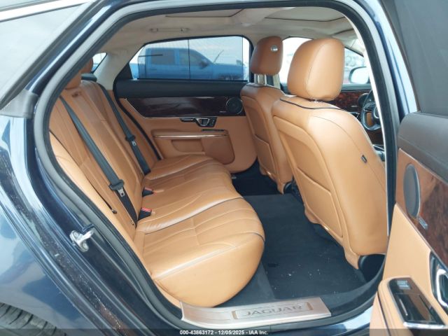 2015 JAGUAR XJ SAJWA2GZ6F8V90773 Photo 7