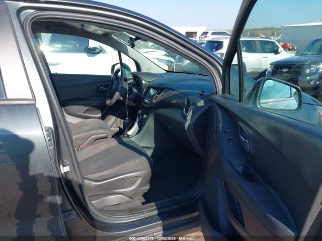 Продажа на аукционе авто 2019 Chevrolet Trax Ls, vin: 3GNCJKSB9KL373586, номер лота: 43863179