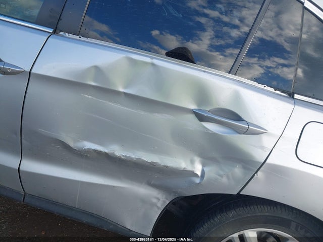 43863181 :رقم المزاد ، 5J8TB4H5XFL028041 vin ، 2015 Acura Rdx Technology مزاد بيع