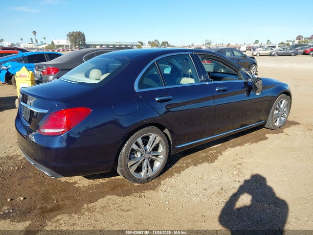 Aukcja sprzedaży 2015 Mercedes-benz C 300 4matic, vin: 55SWF4KB1FU019082, numer aukcji: 43863198