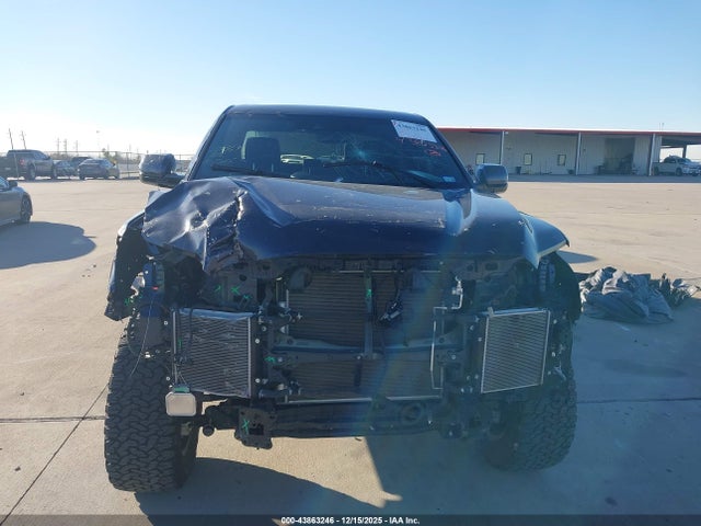 Toyota Tundra Platinum 2024 5TFNA5AB5RX030647 Image 13