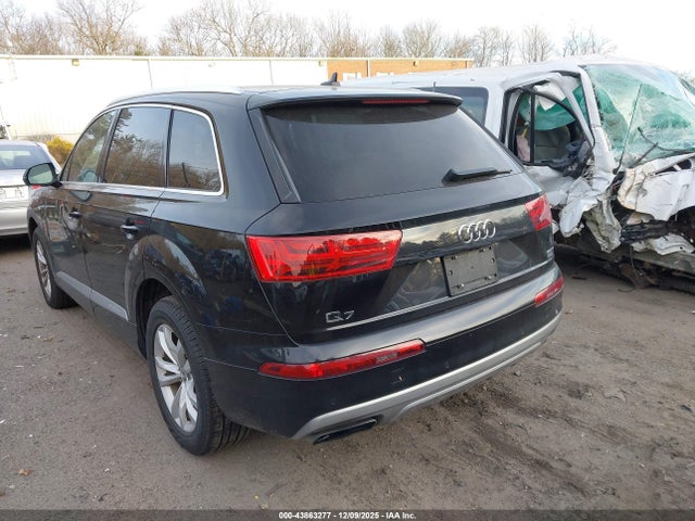2018 AUDI Q7 WA1LABF75JD021506 Photo 2