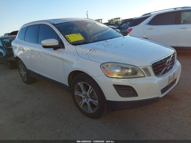 2013 VOLVO XC60 YV4902DZ5D2376910