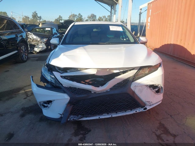 4T1B11HK8KU227249 Toyota CAMRY SE