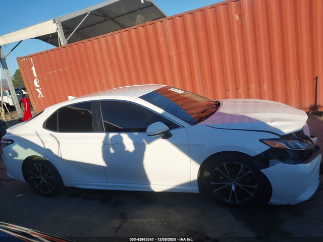 4T1B11HK8KU227249 Toyota CAMRY SE