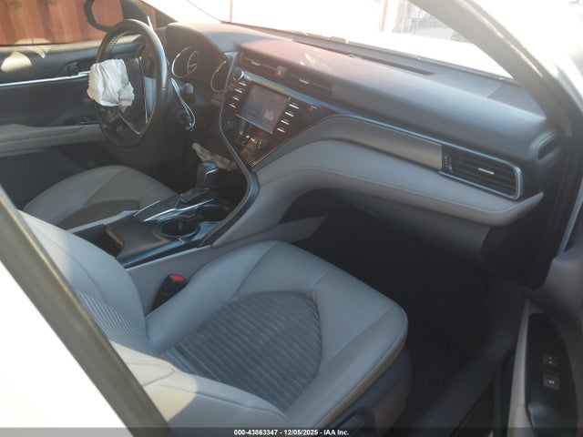 4T1B11HK8KU227249 Toyota CAMRY SE