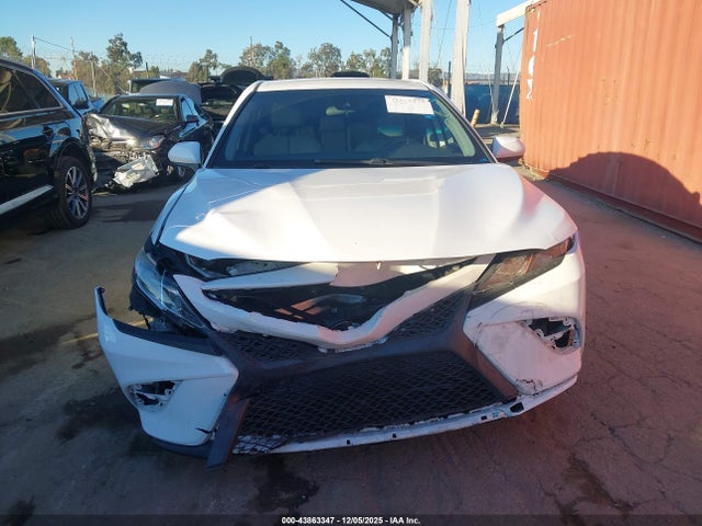 4T1B11HK8KU227249 Toyota CAMRY SE